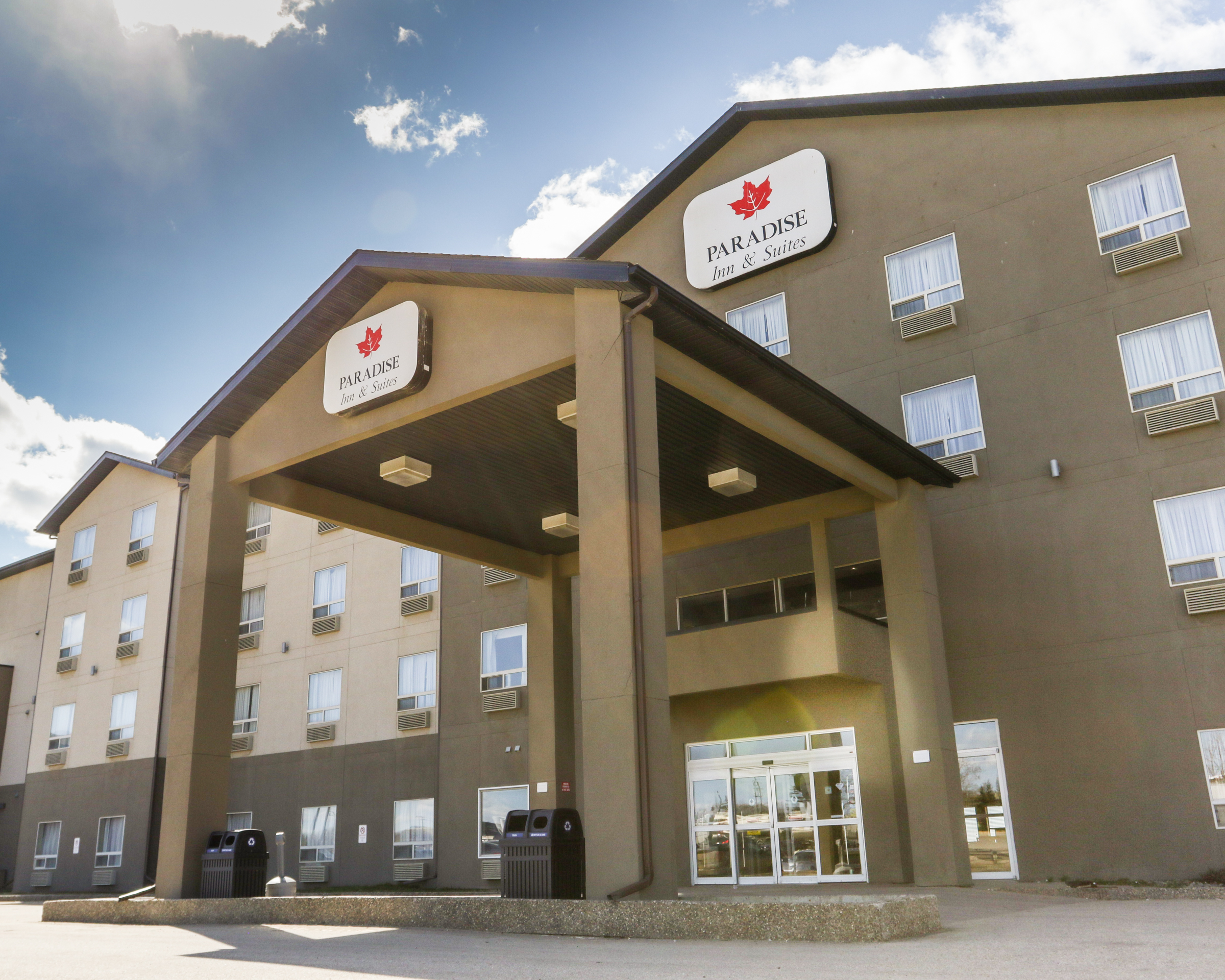 Paradise Inn & Suites Hotel Valleyview